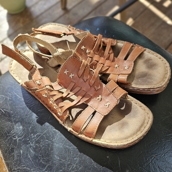 Women's Brown Leather Sandals - Picture 1 of 6
